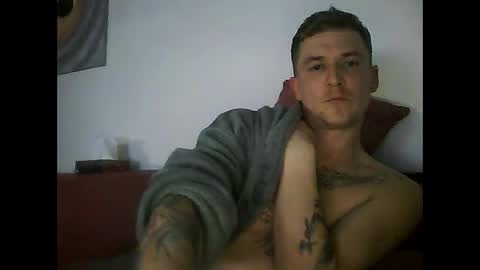 Snapshot of tonystrawberry chatting on 04.06.26 tonystrawberry online show from 04.06.26