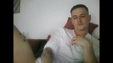 Snapshot of tonystrawberry chatting on 04.11.26 tonystrawberry online show from 04.11.26