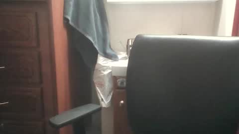 Snapshot of tonytigersex chatting on 02.08.26 tonytigersex online show from 02.08.26