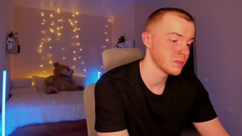 toohornyserj online show from 12.08.24