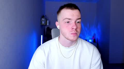 toohornyserj online show from 01.31.25