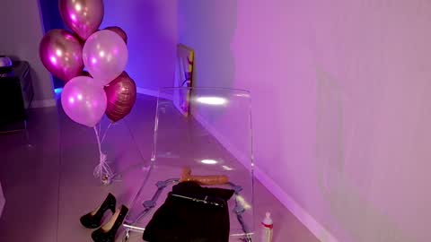 Come find me on Fansly  online show from 01.22.25