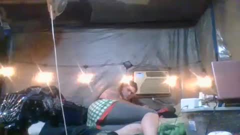 Snapshot of tootall1991420 chatting on 10.13.25 tootall1991420 online show from 10.13.25