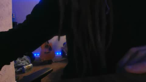 topplesstable18075 online show from 11.25.25