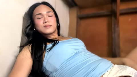 Snapshot of torn_alexis chatting on 02.15.26 torn_alexis online show from 02.15.26