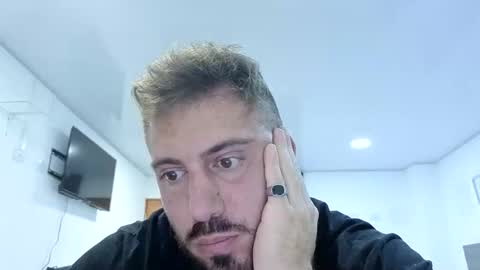Snapshot of toro_arrapato chatting on 04.12.26 toro_arrapato online show from 04.12.26