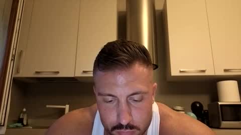 Snapshot of toro_arrapato chatting on 05.22.26 toro_arrapato online show from 05.22.26