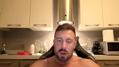 Snapshot of toro_arrapato chatting on 05.28.26 toro_arrapato online show from 05.28.26