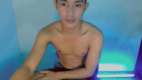 Snapshot of touch_of_alison chatting on 01.04.25 Alison online show from 01.04.25