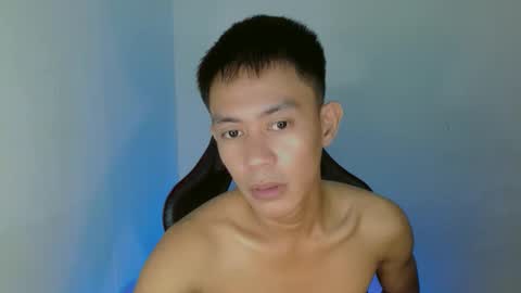 Snapshot of touch_of_alison chatting on 10.03.25 Alison online show from 10.03.25