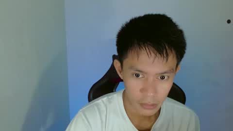 Snapshot of touch_of_alison chatting on 10.24.25 Alison online show from 10.24.25