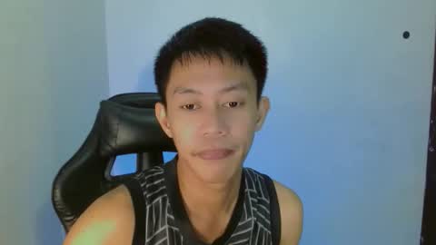 Snapshot of touch_of_alison chatting on 10.28.25 Alison online show from 10.28.25