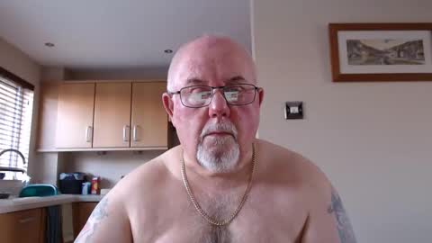 Snapshot of touchwood25 chatting on 03.03.25 TOUCHWOOD25 online show from 03.03.25