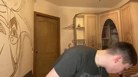 Snapshot of touchx_ chatting on 11.26.25 Max online show from 11.26.25