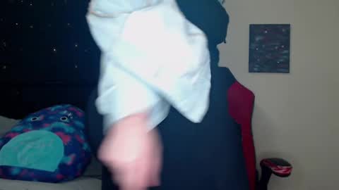 Snapshot of toxiclilly chatting on 12.12.24 Lilly Miss Mistress Goddess Maam Queen Boss online show from 12.12.24