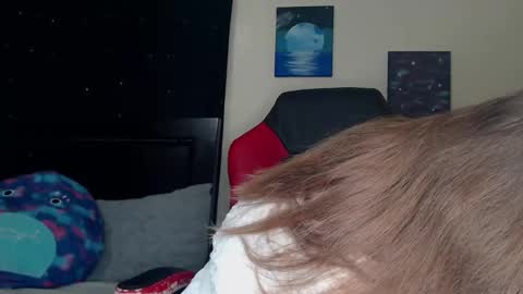 Snapshot of toxiclilly chatting on 01.18.25 Lilly Miss Mistress Goddess Maam Queen Boss online show from 01.18.25