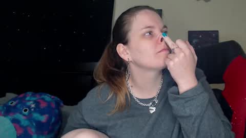 Snapshot of toxiclilly chatting on 02.01.25 Lilly Miss Mistress Goddess Maam Queen Boss online show from 02.01.25