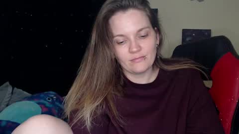 Snapshot of toxiclilly chatting on 02.03.25 Lilly Miss Mistress Goddess Maam Queen Boss online show from 02.03.25