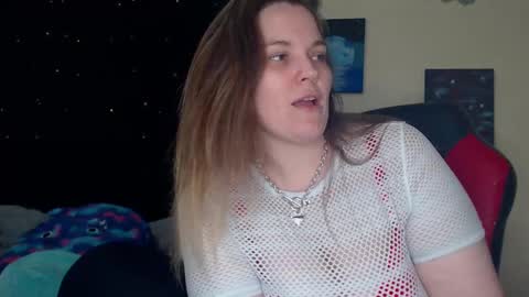 Snapshot of toxiclilly chatting on 02.21.25 Lilly Miss Mistress Goddess Maam Queen Boss online show from 02.21.25