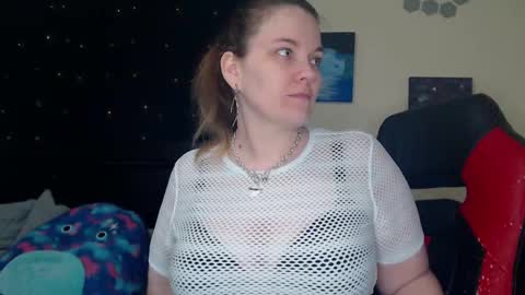 Snapshot of toxiclilly chatting on 03.06.25 Lilly Miss Mistress Goddess Maam Queen Boss online show from 03.06.25