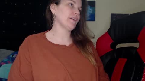 Snapshot of toxiclilly chatting on 03.09.25 Lilly Miss Mistress Goddess Maam Queen Boss online show from 03.09.25