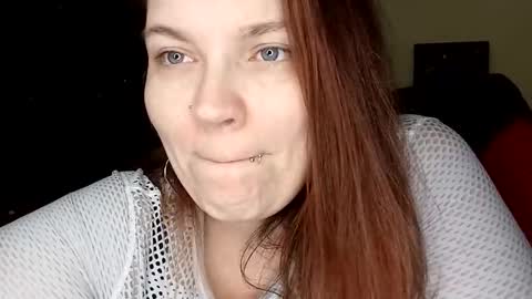 Snapshot of toxiclilly chatting on 11.17.25 Lilly Miss Mistress Goddess Maam Queen Boss online show from 11.17.25