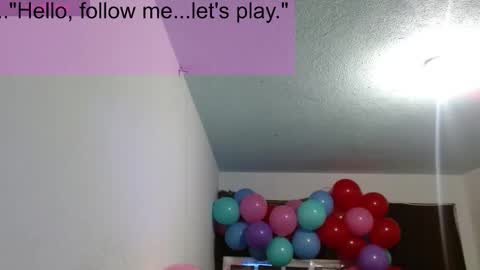 Snapshot of toxxxic_cams chatting on 09.24.25 toxca69 online show from 09.24.25