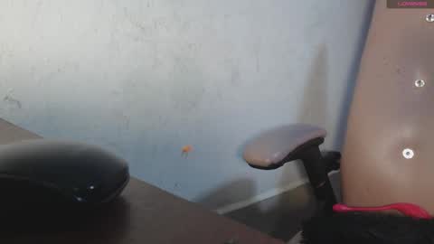 Snapshot of toxxxic_cams chatting on 11.10.25 toxca69 online show from 11.10.25