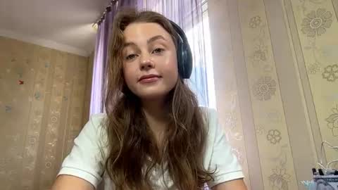 Snapshot of traceehuisenga chatting on 07.23.26 Liv 1st day online show from 07.23.26