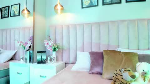 Tracy  online show from 02.18.26