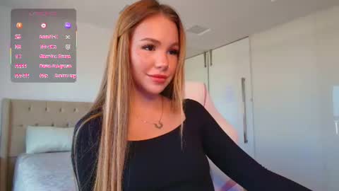 Snapshot of tracy_tay1or chatting on 06.10.26 Tracy GMT2 Mon 3 AM - 4 PM Tue 3 AM - 4 PM Wed 3 AM - 4 PM Thur 3 AM - 4 PM Fri 3 AM - 4 PM online show from 06.10.26