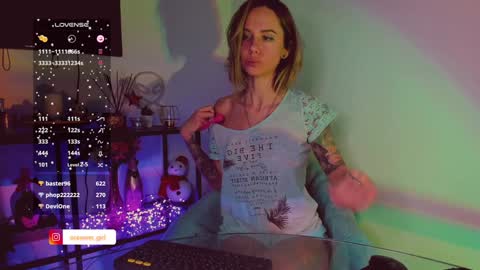 Hey my name is Kiri Kiri online show from 01.11.25