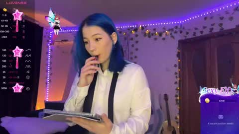 Snapshot of traharaaa chatting on 01.03.25 Ariana and Erik online show from 01.03.25