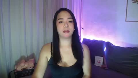 Snapshot of transmanilasue chatting on 06.26.26 Sue online show from 06.26.26