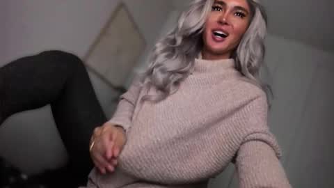 ALMIGHTY GODDESS VALENTINA online show from 02.06.26