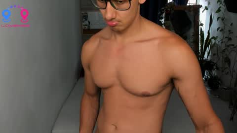 Snapshot of travis_bakerr chatting on 02.25.25 travis bakerr online show from 02.25.25