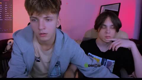 Travis online show from 10.05.25