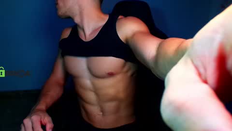 TRAVIS. online show from 12.07.24