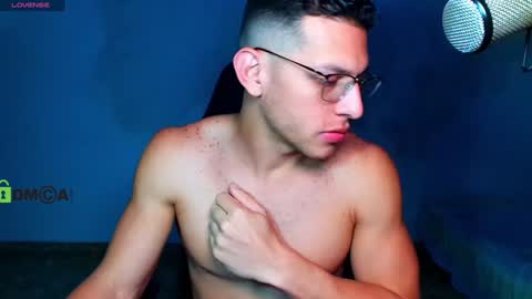 TRAVIS. online show from 12.16.24