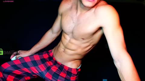 TRAVIS. online show from 01.21.25