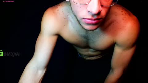 TRAVIS. online show from 01.26.25