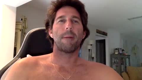 TravisKenn online show from 11.04.25