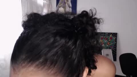 Emily online show from 04.18.26