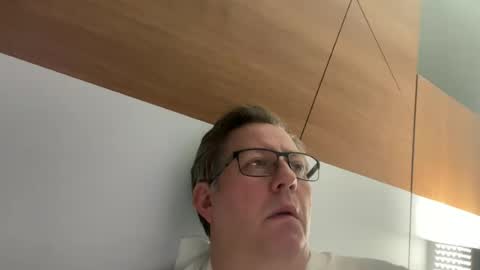 Snapshot of treborinthesky chatting on 06.25.26 treborinthesky online show from 06.25.26