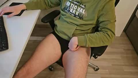 Snapshot of tree1989 chatting on 02.16.25 tree1989 online show from 02.16.25