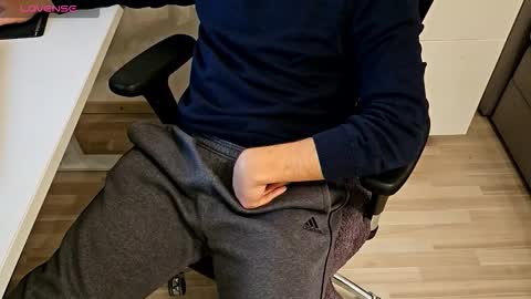 Snapshot of tree1989 chatting on 09.11.25 tree1989 online show from 09.11.25