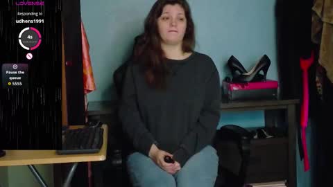 TreeJeanne online show from 10.27.25