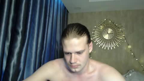 Sarah And Jon online show from 01.15.25