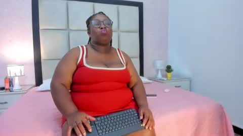 Treisy Vixen big ass online show from 06.28.26