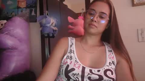 Snapshot of triana_bell chatting on 04.30.26 triana_bell online show from 04.30.26